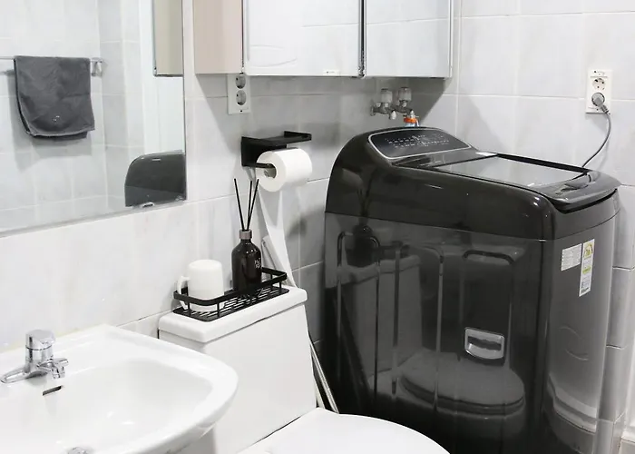 2929 Large 3 Bedroom For 8 Near Hongdae Itaewon Dmc 아파트